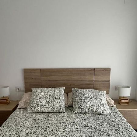Lovely Beach Apartment Рінкон-де-ла-Вікторія Екстер'єр фото