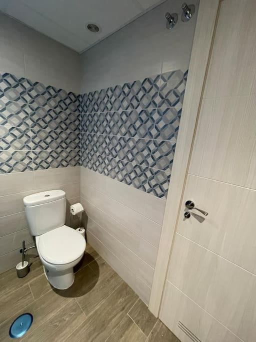 Lovely Beach Apartment Рінкон-де-ла-Вікторія Екстер'єр фото
